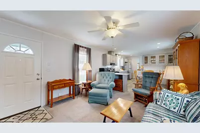 4 Sheldon Place, Lewiston, ME 04240 - Photo 4