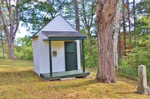 59 Summer St, Hampden, ME 04444 - Photo 12