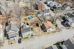 35 Oak St, Augusta, ME 04330 - Photo 1