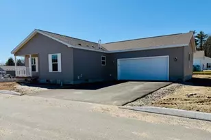 37 Camden Rd, Berwick, ME 03901 - Photo 2