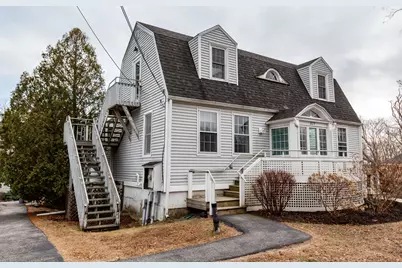 527 Ocean Avenue #2, Portland, ME 04103 - Photo 2