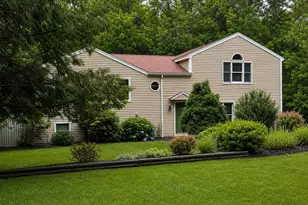 304 Blanchard Rd, Cumberland, ME 04021 - Photo 2