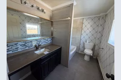 586 Main Street, Madawaska, ME 04756 - Photo 22