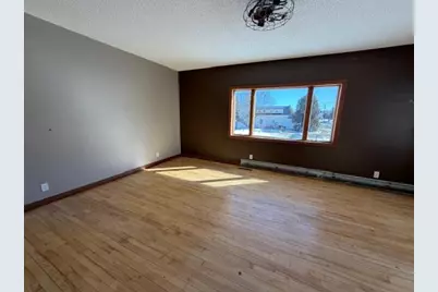 586 Main Street, Madawaska, ME 04756 - Photo 12