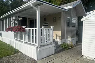9 Bourne Ave, Wells, ME 04090 - Photo 2