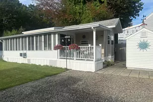 9 Bourne Ave, Wells, ME 04090 - Photo 1
