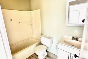 41 Bay St, Waterville, ME 04901 - Photo 6