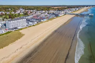 39 W Grand Ave, Old Orchard Beach, ME 04064 - Photo 4
