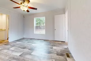 26 Round Stone Rd, Mount Vernon, ME 04352 - Photo 18
