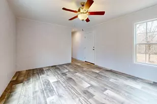 26 Round Stone Rd, Mount Vernon, ME 04352 - Photo 10