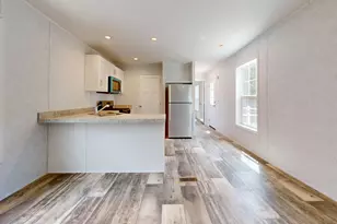 26 Round Stone Rd, Mount Vernon, ME 04352 - Photo 4