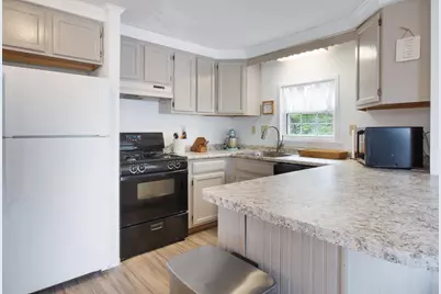 327 Elm Street, Machias, ME 04654 - Photo 4