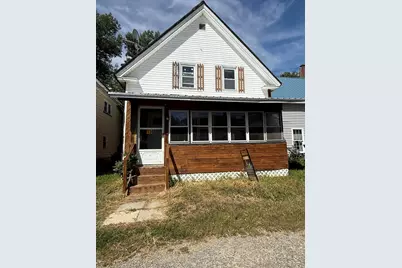 136 Washington Street, Pittsfield, ME 04967 - Photo 2