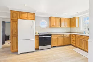 246 Main St, Van Buren, ME 04785 - Photo 12