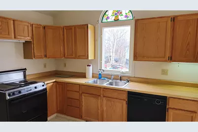 499 Aroostook Avenue, Millinocket, ME 04462 - Photo 8