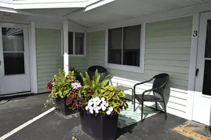 7 Bay Ave, Old Orchard Beach, ME 04064 - Photo 10