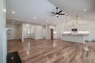 19 Elmwood Ave, Scarborough, ME 04074 - Photo 6