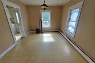 17 Summer St, Dover Foxcroft, ME 04426 - Photo 4
