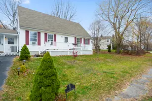 15 Nevelson St, Rockland, ME 04841 - Photo 1