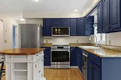 15 Village Court #5, Boothbay Harbor, ME 04538 - Photo 16