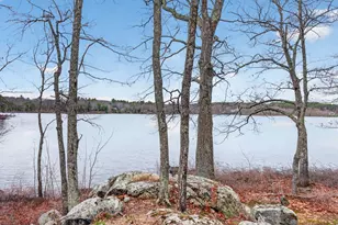 556 Main St, Wayne, ME 04284 - Photo 20