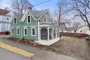 15 Grant St, Bangor, ME 04401 - Photo 2