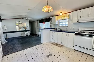 68 Poplar Park Dr, Wells, ME 04090 - Photo 12