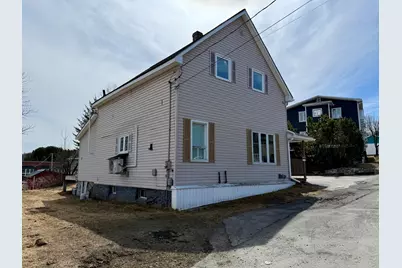 92 N 4th Avenue, Madawaska, ME 04756 - Photo 2