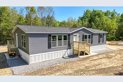 629 Russell Road, Madison, ME 04950 - Photo 2