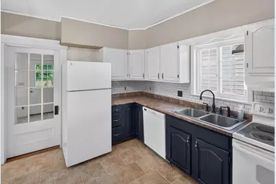 346 Penobscot Avenue, Millinocket, ME 04462 - Photo 16