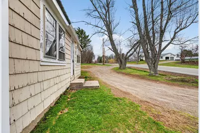 628 Unity Road, Benton, ME 04901 - Photo 8
