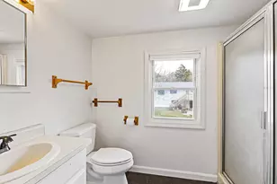 19 Alexandra Dr, Gardiner, ME 04345 - Photo 26