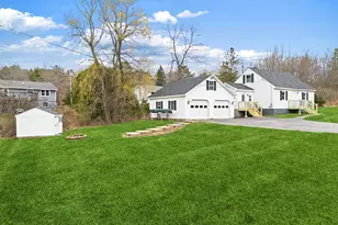 19 Alexandra Dr, Gardiner, ME 04345 - Photo 4