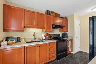 17 King St, Westbrook, ME 04092 - Photo 8