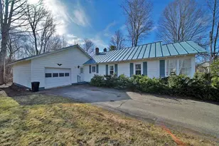 6 Pleasant Ct, Houlton, ME 04730 - Photo 4