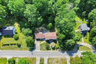 153 Cedar St, Belfast, ME 04915 - Photo 4