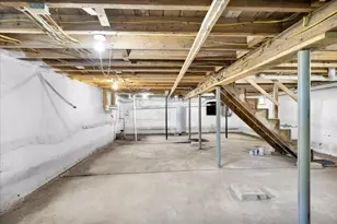 153 Cedar St, Belfast, ME 04915 - Photo 32