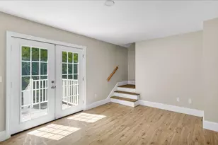 153 Cedar St, Belfast, ME 04915 - Photo 10