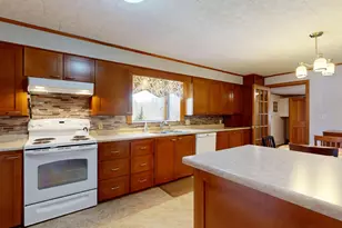 868 Paris Rd, Hebron, ME 04238 - Photo 6