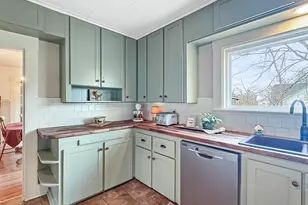 49 Pleasant Ave, Sangerville, ME 04479 - Photo 8