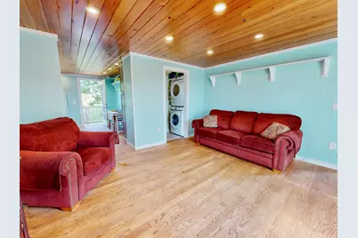 62 W Main Street, Vinalhaven, ME 04863 - Photo 36