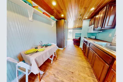 62 W Main Street, Vinalhaven, ME 04863 - Photo 44