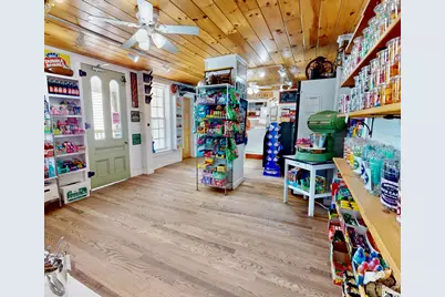 62 W Main Street, Vinalhaven, ME 04863 - Photo 12