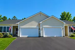 40 Kathryn Ln, Bangor, ME 04401 - Photo 2