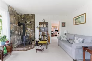 11 Elmwood Rd, Auburn, ME 04210 - Photo 2