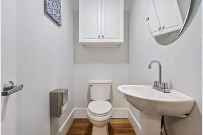 4 Townsend Avenue, Boothbay Harbor, ME 04538 - Photo 32