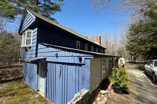 21 Curtis Rd, Freeport, ME 04032 - Photo 2