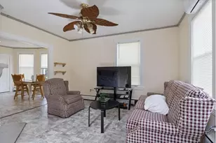 154 Madison St, Auburn, ME 04210 - Photo 4