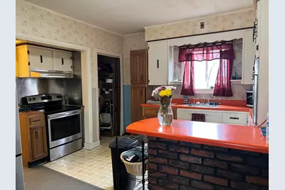63 Rideout Avenue, Lewiston, ME 04240 - Photo 2