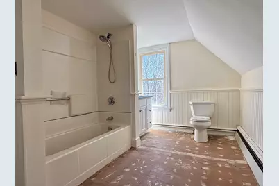 111 E Main Street, Vinalhaven, ME 04863 - Photo 18